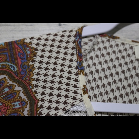 UMGEE USA cream multi pattern boho top Sz L - Picture 5 of 8